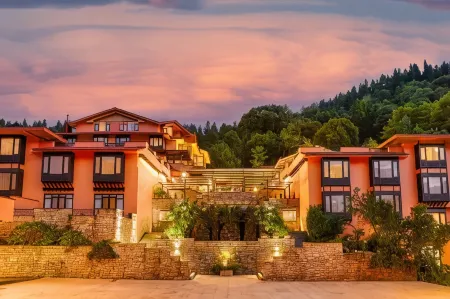 The Chumbi Mountain Retreat & Spa Отели рядом с достопримечательностью «Beyoung Ward»