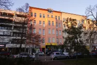 City Pension Berlin Hotels in der Nähe von Deutsche Oper Berlin