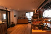 EZ Moema Hotel