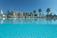 Andriake Beach Club - piscina
