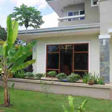 Oasi Fiore Bed and Breakfast Hotel Exterior