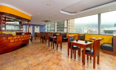 Hotel David