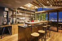 The Garden Capsule Hotel - Barer