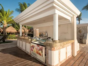 Iberostar Waves Quetzal