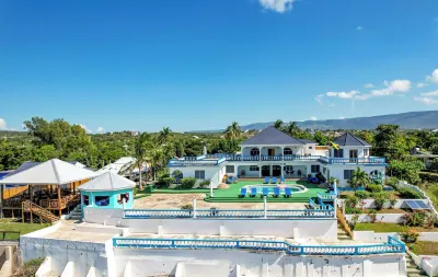 Beyond Sunset Resort & Villas Hotels in 