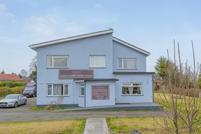 Queensferry Guest House Hotels near Dunfermline Cafe