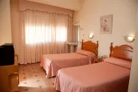 Hostal París فنادق في لا يينا دي لا كونسيبسيون