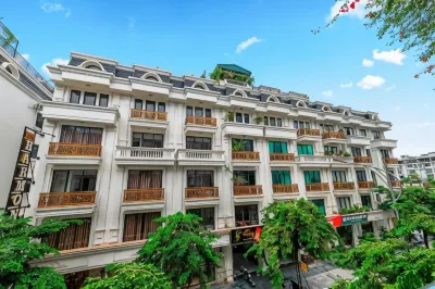 Harmony HaLong Hotel Các khách sạn ở Hạ Long