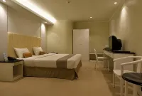 Hotel Gajahmada Pontianak Hotel dekat Toko Muslim AT TAQWA