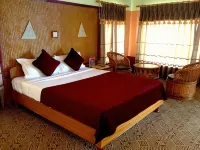 Himalayan Deurali Resort Hotels in Kushma