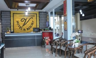 V.Hotel & Resort
