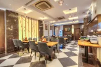 The Singh Empire, Luxury Collection Hotel - สัตว์เลี้ยง