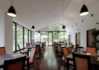 Auberge Cosmos