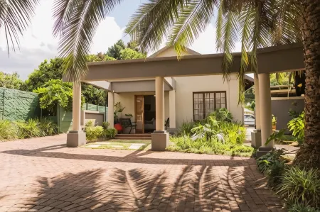 Rozendal Guest House