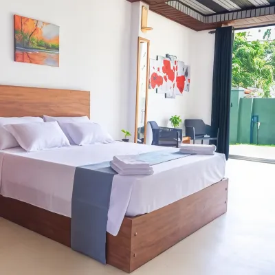Western Sky Hotel berhampiran Lagun Negombo
