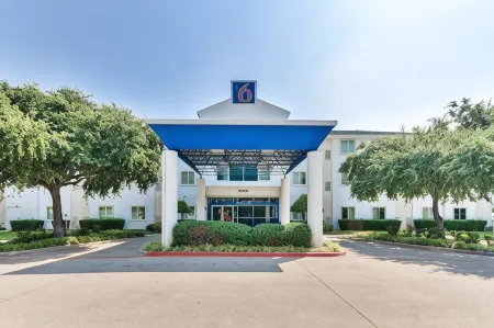 Motel 6 Lewisville, TX - Dallas