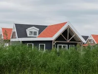 Nice Holiday Home Near the Waterfront -  Privatzimmer