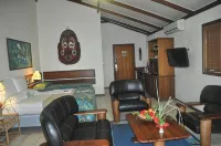 Madang Resort Hotels in Madang