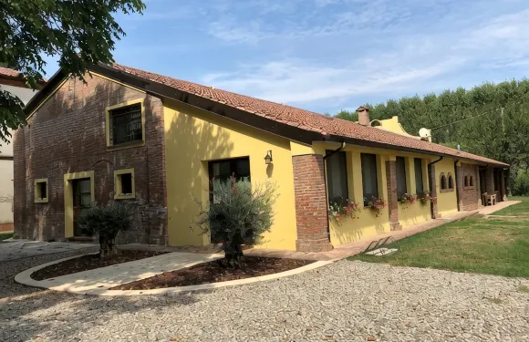 比柯卡農莊酒店