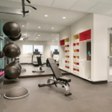 Tru by Hilton  Sebring