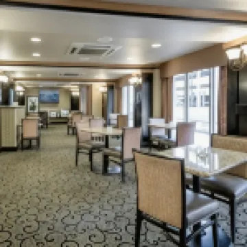 Hampton Inn & Suites Montgomery-Downtown