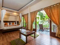 Lanta Klong Nin Beach Resort Hotels near Mai Kaew