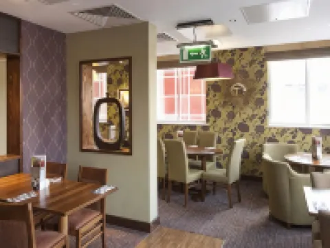 Premier Inn Chichester South (Gate Leisure Park) Hotels in Chichester