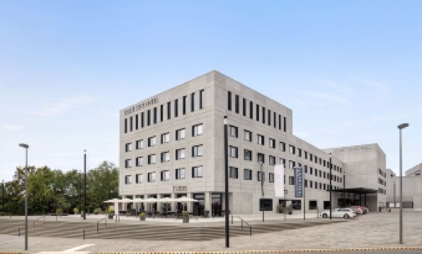 Vienna House by Wyndham Ernst Leitz Wetzlar