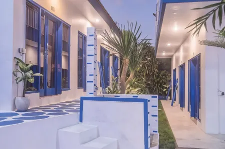 Bombora Surf Camp Отели рядом с достопримечательностью «Thomas Beach»