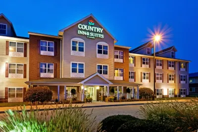 Country Inn & Suites by Radisson, York, PA Hotels near Regents' Glen Country Club