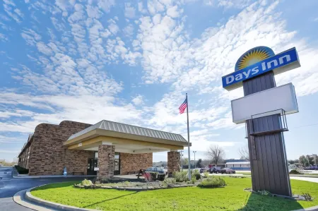 Days Inn by Wyndham Anderson IN