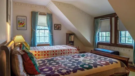 Doggett Castle Guest House