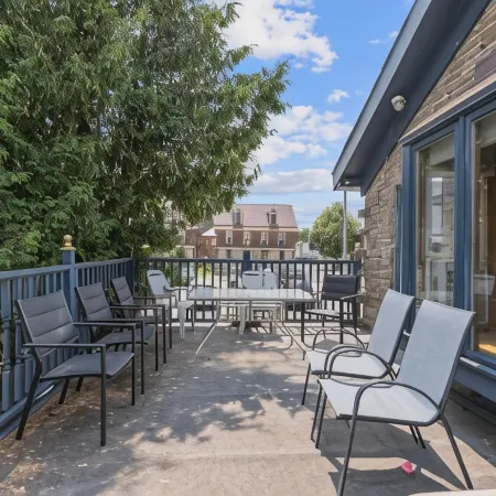 Noble Waterfront Suites