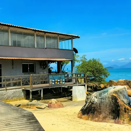 Pousada Sobre As Ondas de Picinguaba