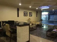 Zaina Plaza Hotel