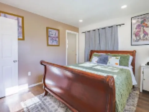 LUXURY 2-bedroom house in brilliant Bisbee with BREATHE taking views Hotels in Bisbee