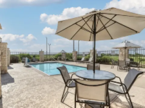 BestWestern Plus Luling Inn Hotels in Luling