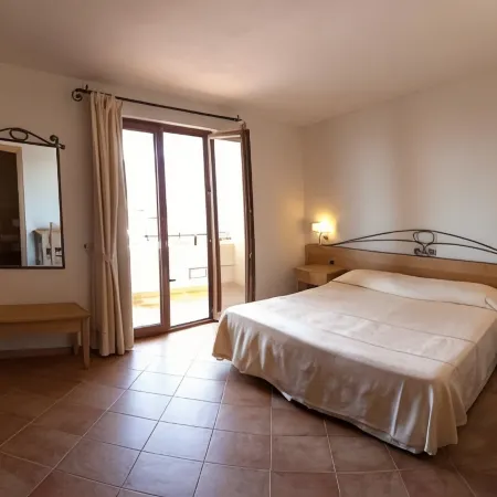 Hotel Villa Gustui Maris