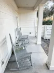 Beachy Bright - Family Friendly! - Close to Beach - بوتيك