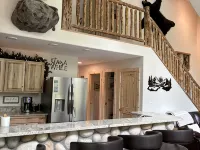 Brand-new Alaskan custom home awaits you in the heart of Hatcher Pass! Hotels in Fishhook