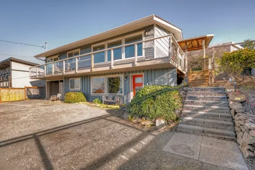 Charming 2-bedroom unit with WiFi, AC with amazing Puget Sound view in Tacoma - 4-Sterne