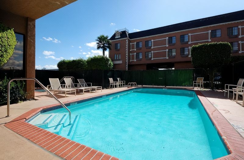 Holiday Inn Express & Suites Chatsworth by IHG photo 3