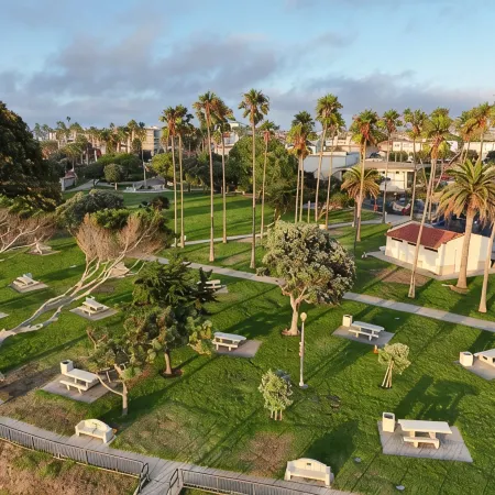 Oceanfront Escape - Steps to Beach - Stunning Views & Balcony