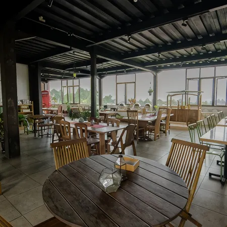 Sandalwood Boutique Hotel Lembang