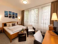 Hotel Cristobal Các khách sạn gần Nhà hát Kampnagel