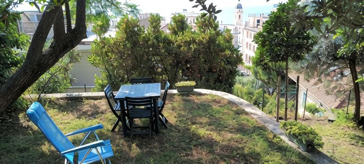 Sea view, trekking, detached house with private garden Hotels in Alassio