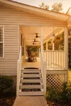 Charming Wine Country Retreat Near Dahlonega Fire Pit, Home Gym, Game Room.