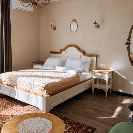 Kryzhovnik Hotel