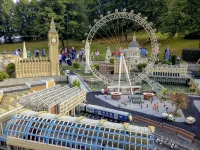 Studios in Central Bracknell, 30mins from London