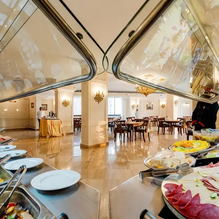 Om Kolthoom Hotel